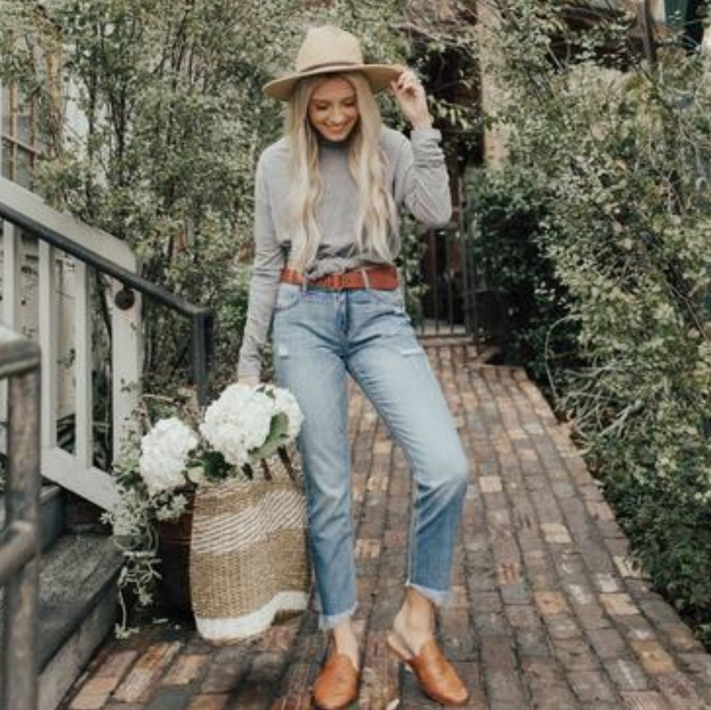 CJLA Chase Mid Rise Jeans